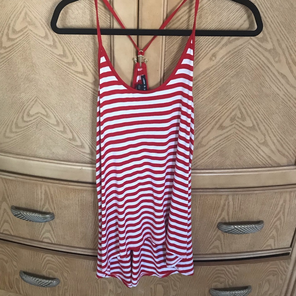 Super cute long tank!